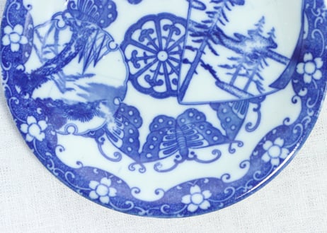 明治後期～大正銅判蝶と山水窓絵図６寸皿