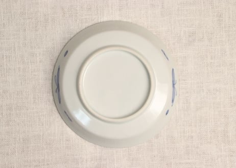 明治前期色絵鼠大根図縁立ち小皿