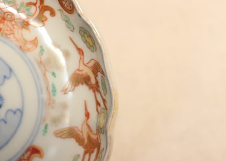 明治前期色絵松鶴図通り物小皿②　松薄め