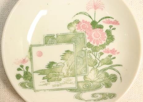明治後期~大正銅判菊と山水図小皿②薄め