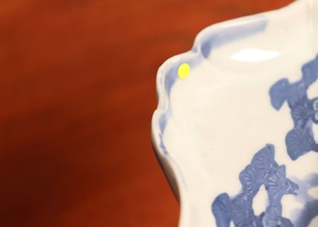 江戸中期コンニャク印判松図富士型小皿 ノミホツ②