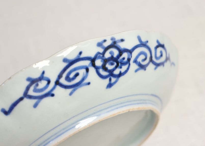 江戸幕末線描き牡丹図7寸皿② 小ニュウ,ノミホツ | 吉祥寺PukuPuku