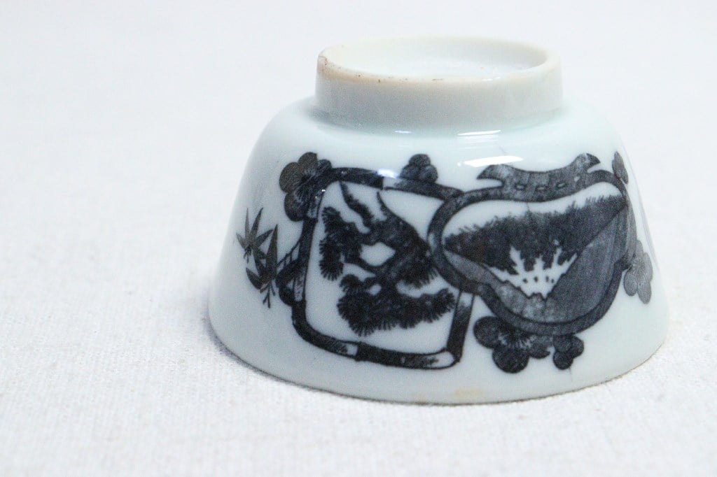 明治16年 (1883年) 松竹梅 染付 乳白色 壜(びん)1個 共箱 【公式通販】