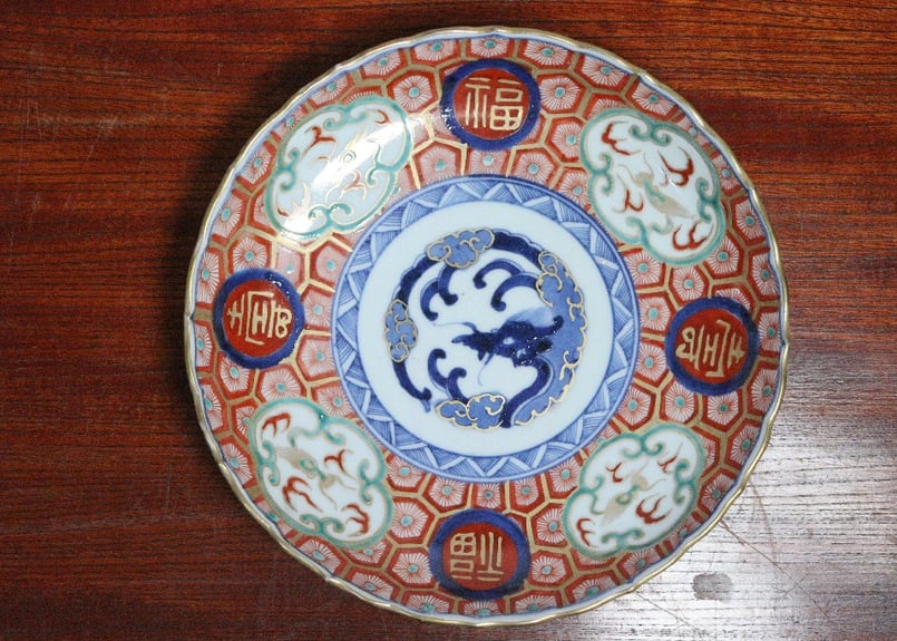 江戸中期色絵団龍と寿文字に亀甲文7寸皿 5客組 1客少甘手 江戸中期色絵団龍と寿文字に亀甲文7寸皿 5客組 1客少甘手