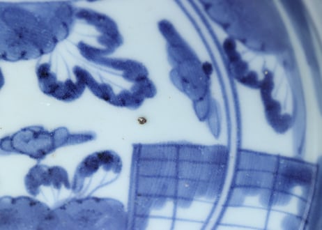 江戸中期染付流水に菊と障子図6寸皿　少フリモノ,ややカタツキ