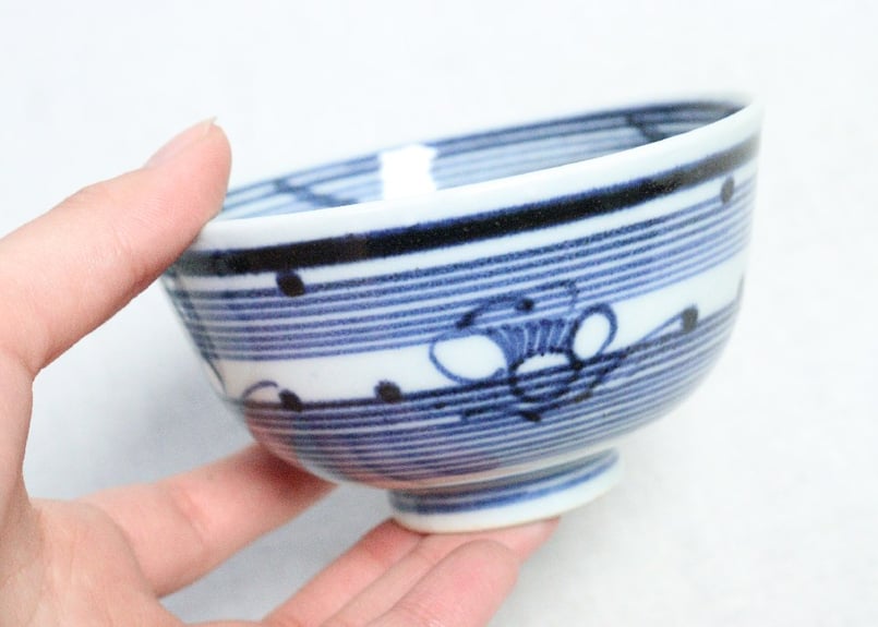 江戸幕末染付輪線に梅図飯茶碗➁ フリモノ,歪み | 吉祥寺PukuPuku