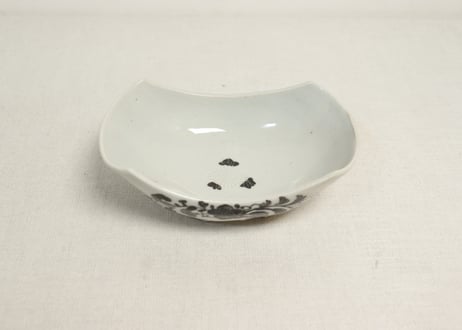 明治後期～大正鉄絵花図舟形皿①