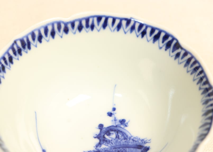 明治後期～大正平戸嘉祥染付芝垣図小鉢 | 吉祥寺PukuPuku