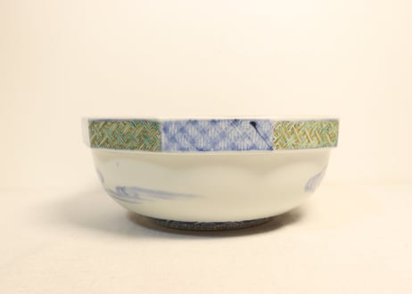 明治前期色絵三方に鳳凰図十角縁９寸鉢　擦れ有り