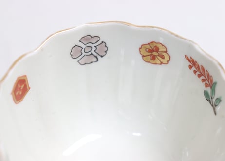 明治前期色絵網手に鶴と梅に鶯図通り物向付②高台内柄無し