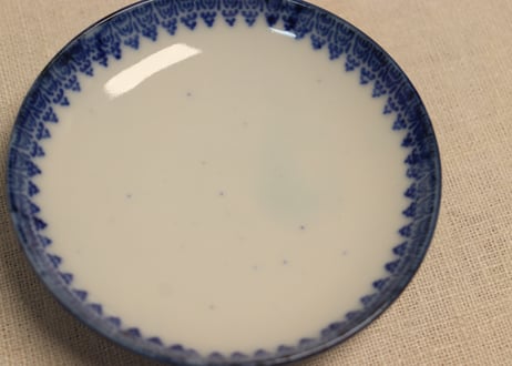 明治前期紙刷菊と唐草文蓋茶碗