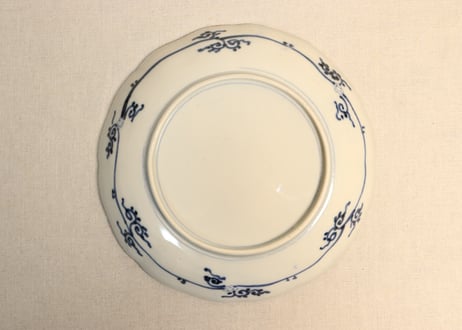 明治前期赤絵金彩柘榴と菖蒲図8寸皿