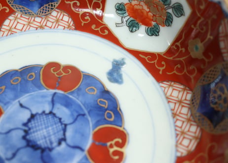 江戸幕末色絵牡丹と青玉図通り物大なます皿　染料飛び,窯傷