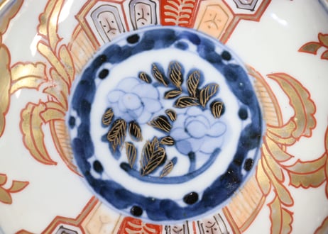 明治前期色絵芭蕉と亀甲図通り物小皿
