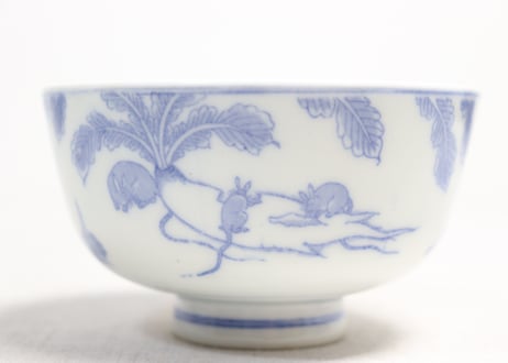 明治後期～大正銅判鼠大根図蓋茶碗①