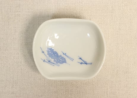 大正~昭和戦前染付松葉図楕円醤油小皿