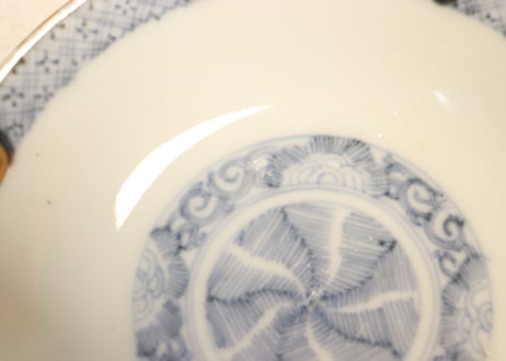 明治前期色絵牡丹と秋草図飯茶碗