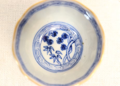 明治前期色絵芦に鳥と牡丹図通り物小向付①見込み濃いめ