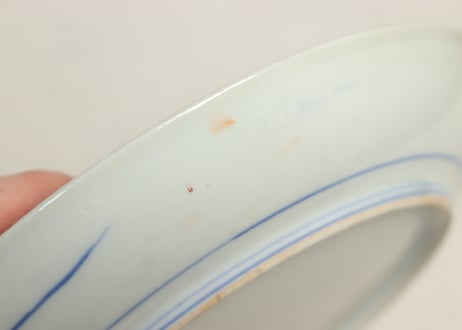 明治前期色絵牡丹と梅図6寸皿②窯傷