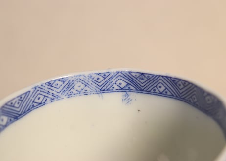 明治後期～大正銅判牡丹唐草図向付