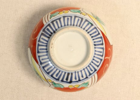 江戸幕末色絵牡丹と菖蒲図湯呑①