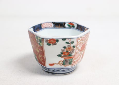 明治前期色絵花と唐草図六角向付②小ニュウ