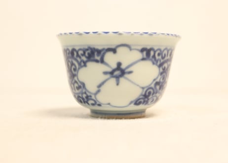 明治前期染付三方に菱花図向付