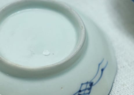 江戸後期瑠璃縁染付蝙蝠図豆皿5客組　１客窯傷、かたつき有り