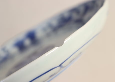 江戸中期染付雪輪と梅図6寸皿　ホツ