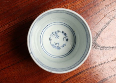 江戸後期染付蛸唐草文猪口②