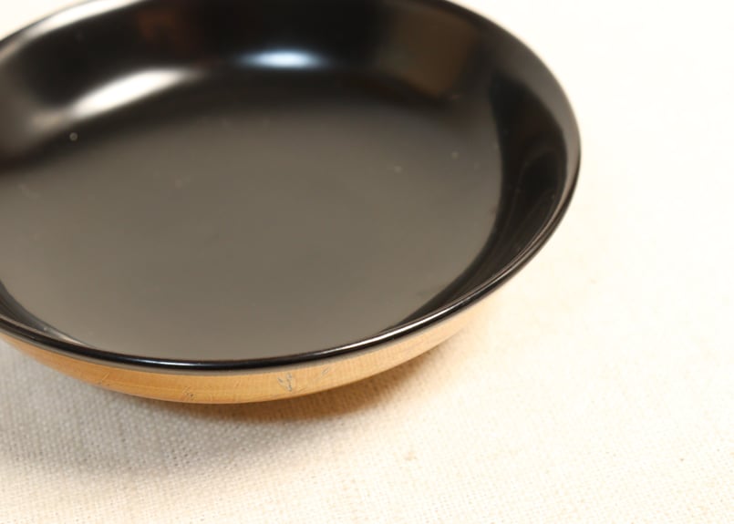 黒塗 蒔絵 菊唐草図 飯櫃 [B31520] 明治～大正内黒金塗蒔絵川辺図吸物椀 | 吉祥寺PukuPuku