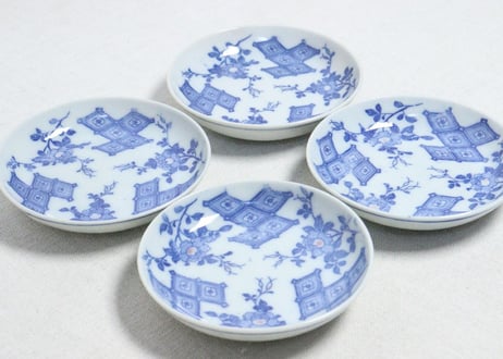 明治後期～大正銅判花と菱文小皿