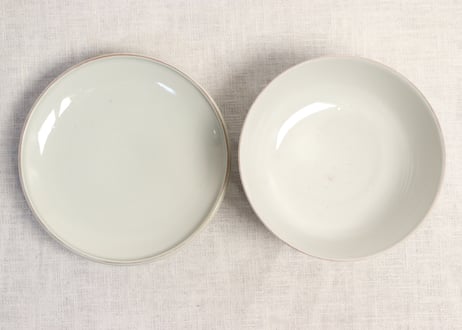 明治前期色絵春蘭と椿図通り物蒸茶碗