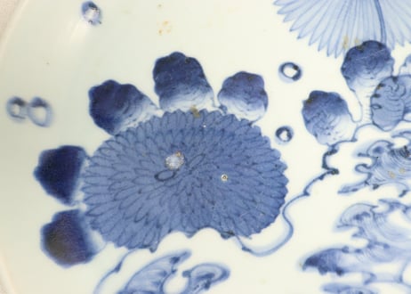 江戸後期染付流水に菊図9寸皿②フリモノ,少甘手