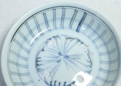 江戸幕末染付格子文図なます皿　膨れ