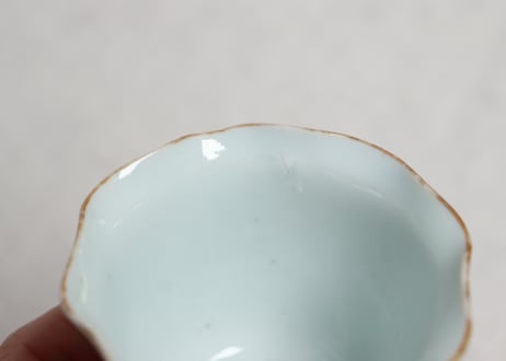 江戸中期色絵松竹梅に雪輪図輪花向付 少甘手,小ニュウ