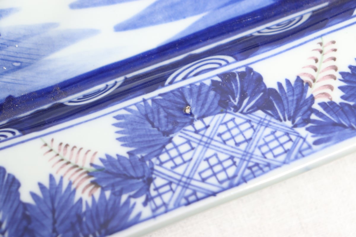 明治前期ベロ藍山水図角皿 ノミホツ | 吉祥寺PukuPuku 明治前期ベロ藍山水図角皿 ノミホツ | 吉祥寺PukuPuku