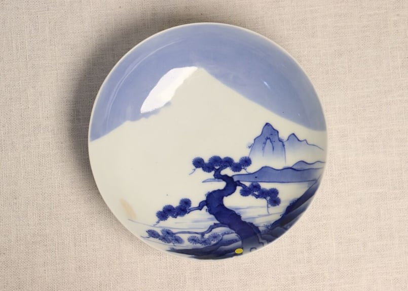 鍋島焼　江戸後期 鍋島焼 染付牡丹文大皿（江戸後期）
