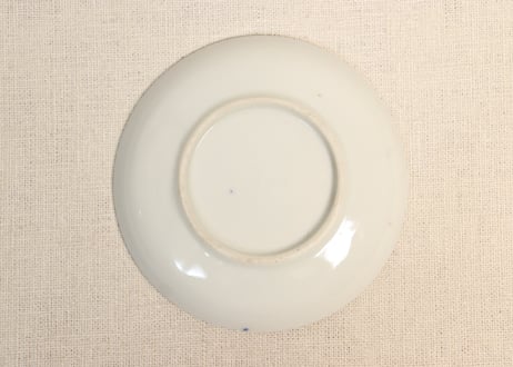 明治前期陰刻染付牡丹図小皿