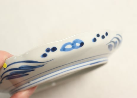 江戸幕末染付花散らし図縁立ち6寸皿②ノミホツ