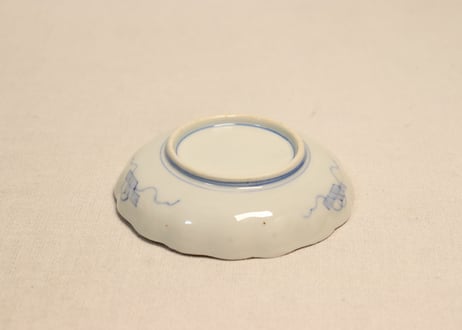 明治前期色絵松鶴図通り物小皿①　松濃いめ