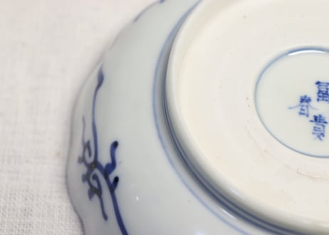 明治前期色絵春蘭と椿図通り物なます皿