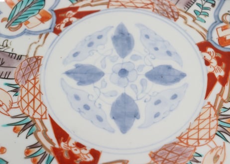 明治前期色絵籠目に花鳥図7寸皿①窯傷,黒点