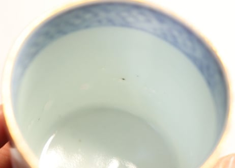 江戸中期色絵草花と亀甲図のぞき(大ぶり) ノミホツ