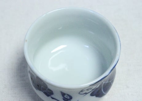 明治後期～大正染付蔦花図湯呑