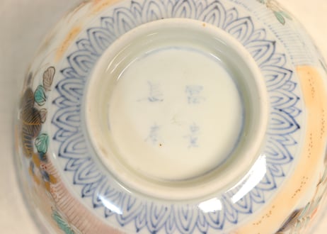 明治前期色絵牡丹と秋草図飯茶碗
