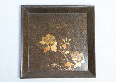 梨地蒔絵草花銘々図吸物膳　６客組(内4客小キズ)