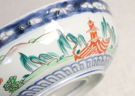 明治前期色絵鳥と巾着袋図三ツ組鉢 中サイズ釉剥げ