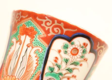 明治前期色絵菊と牡丹図端反り向付