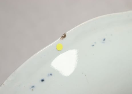 江戸幕末染付山水図尺皿 ノミホツ,がたつき